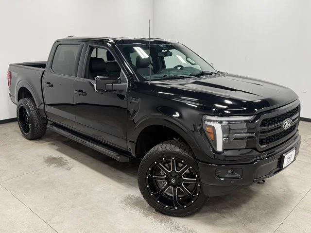 Used 2025 Black Ford Lariat image 35