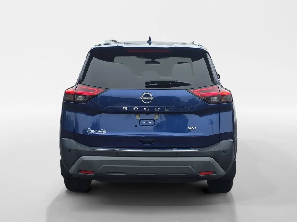 Used 2022 Caspian Blue Metallic Nissan SV image 7