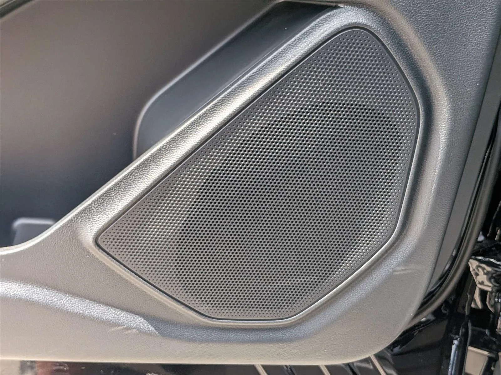 New 2026 Agate Black Metallic Ford ST-Line image 13