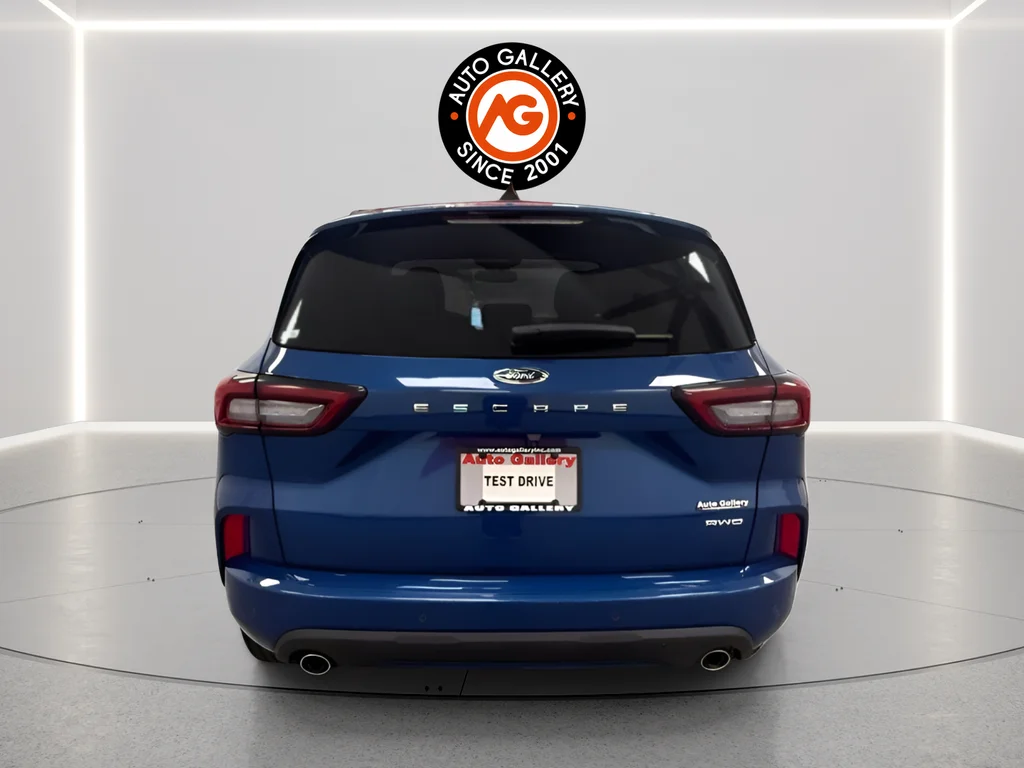 Used 2023 Blue Ford ST-Line Elite image 4