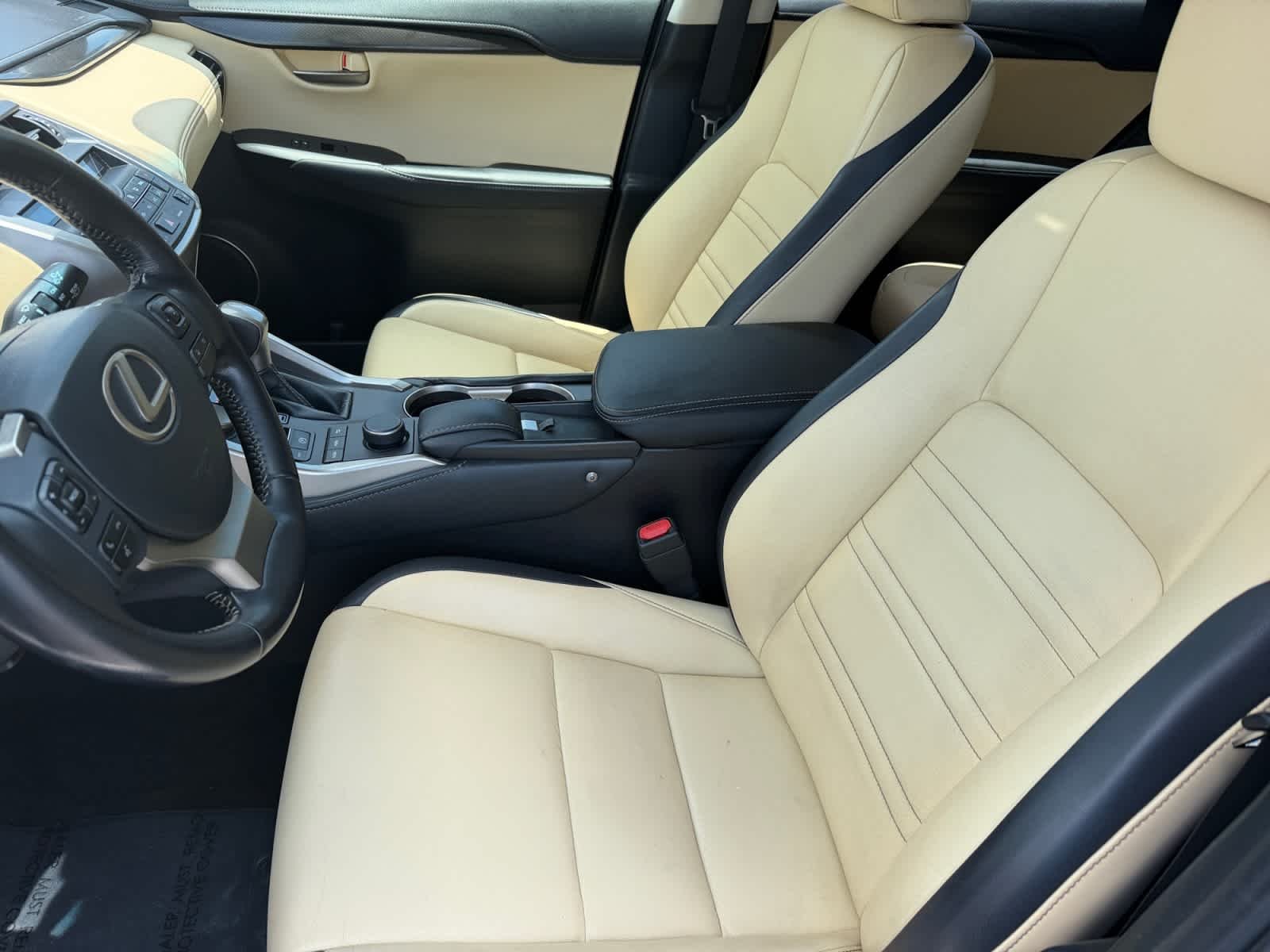 Used 2015 Eminent White Pearl Lexus  image 10
