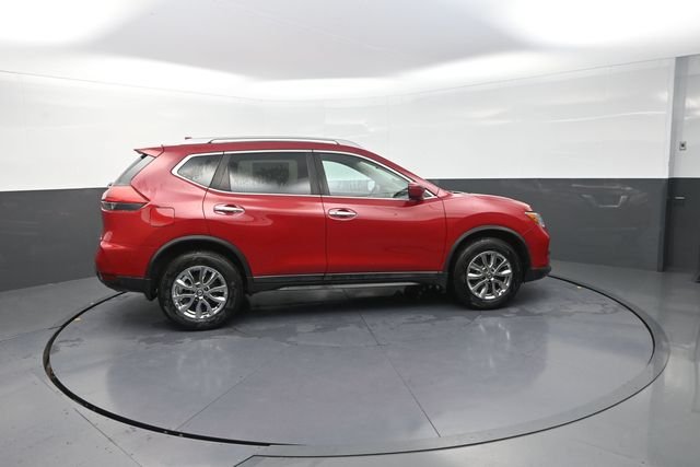 Used 2017 Red Nissan SV image 15