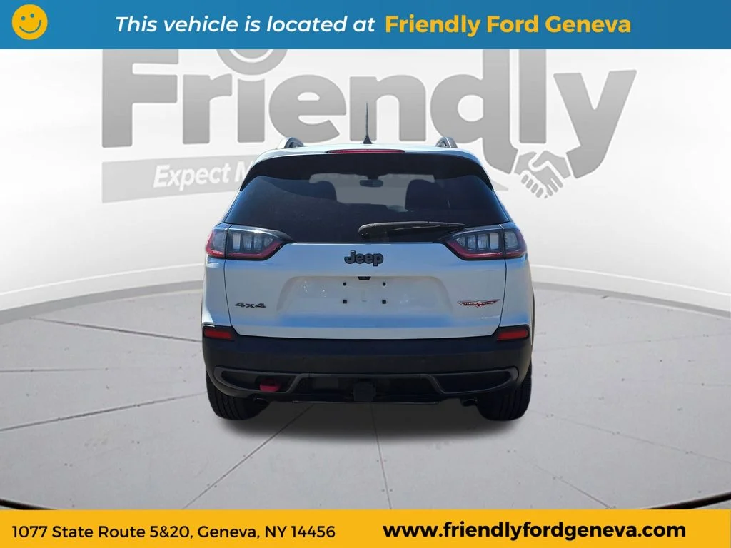 Used 2019 White Jeep Trailhawk image 6
