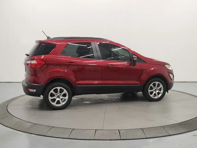 Used 2020 Red Ford SE image 8