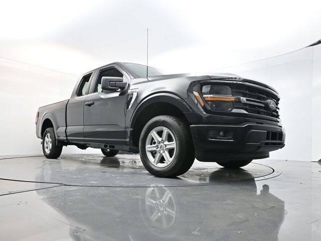 New 2026 Black Ford XLT image 26