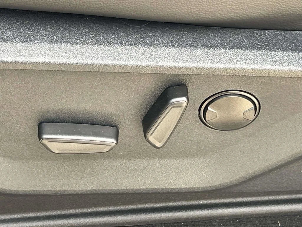 New 2026 White Ford Lariat image 14