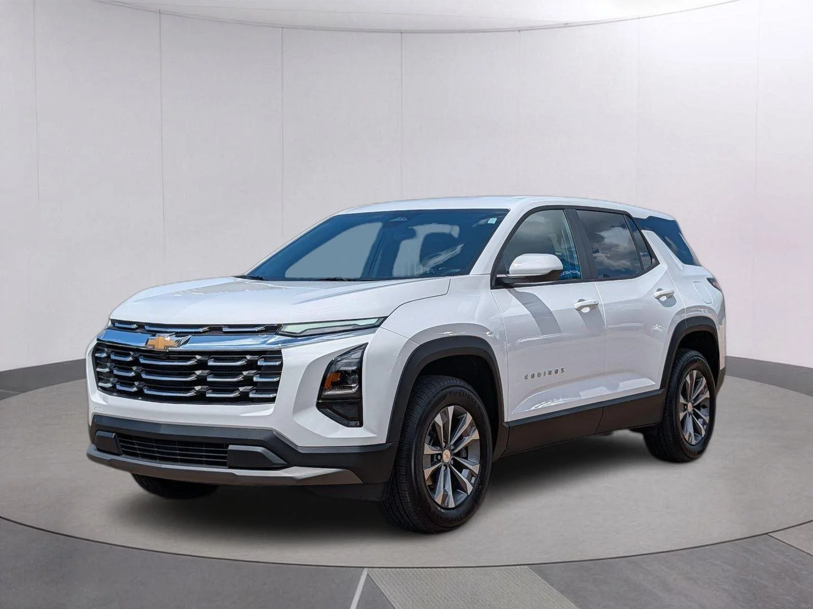 Used 2026 Summit White Chevrolet LT image 1