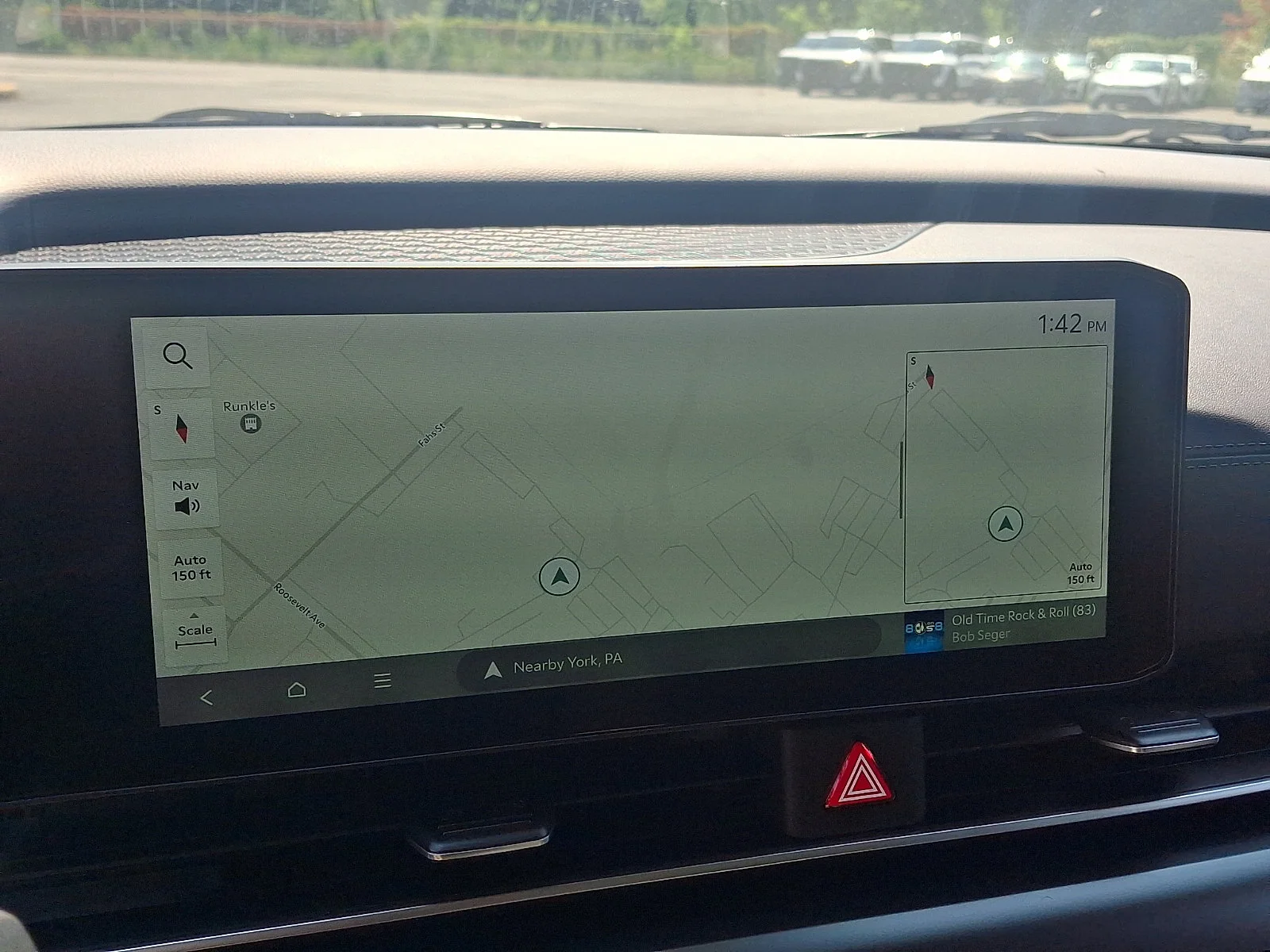 New 2027 Silver Kia LXS image 14
