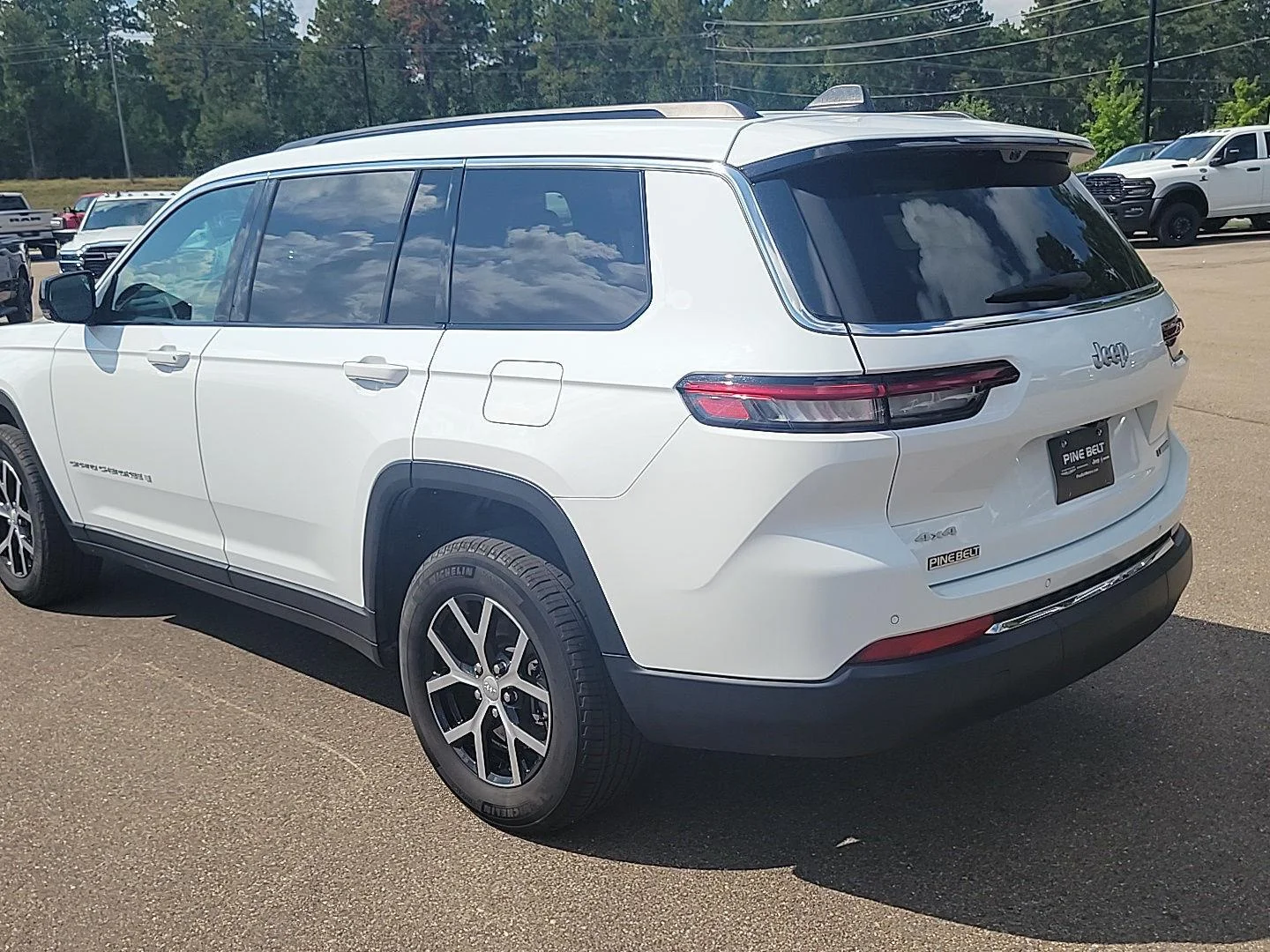 Used 2025 Bright White Clearcoat Jeep Limited image 17
