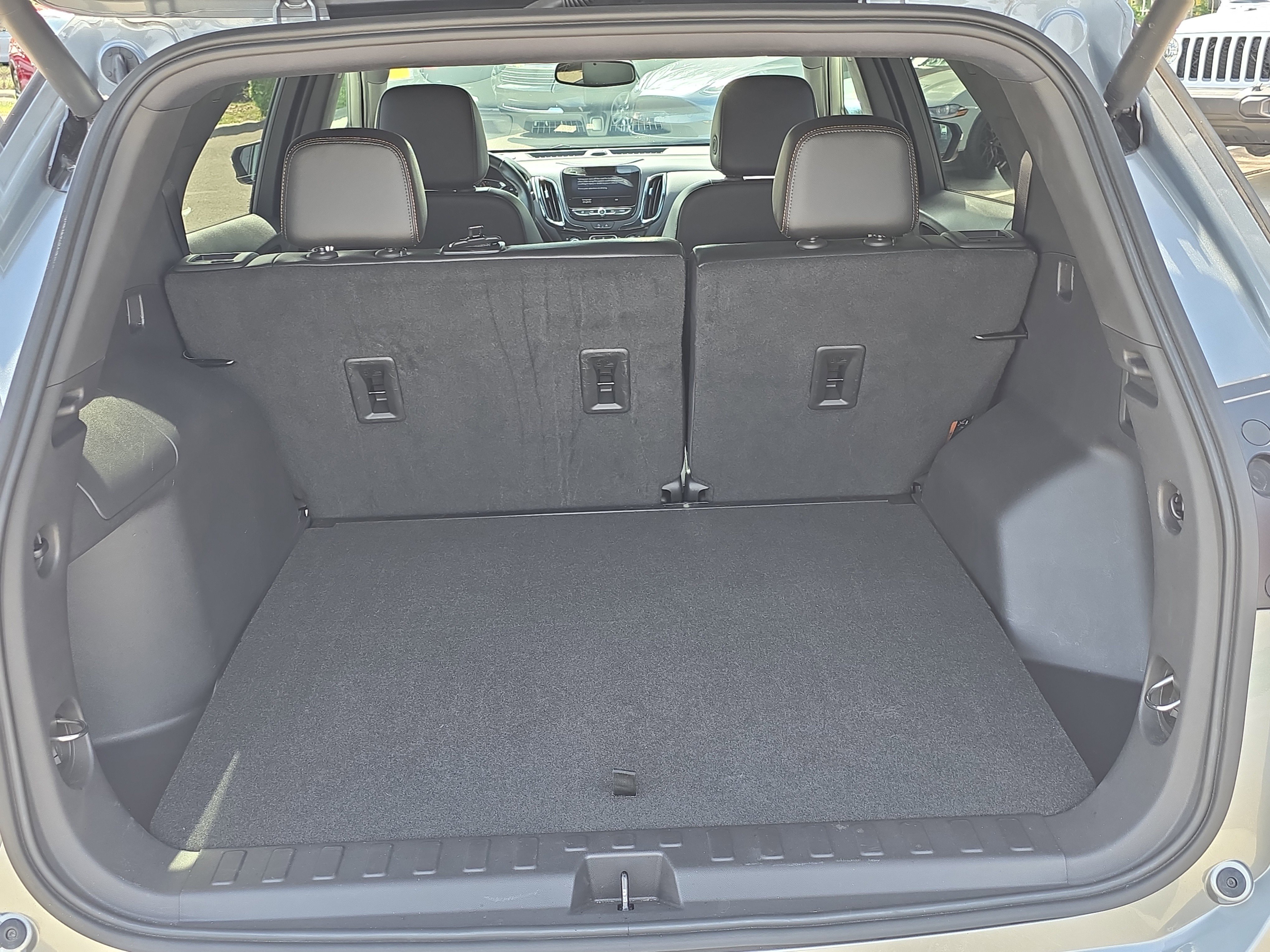 Used 2024 Sterling Gray Metallic Chevrolet Premier image 10