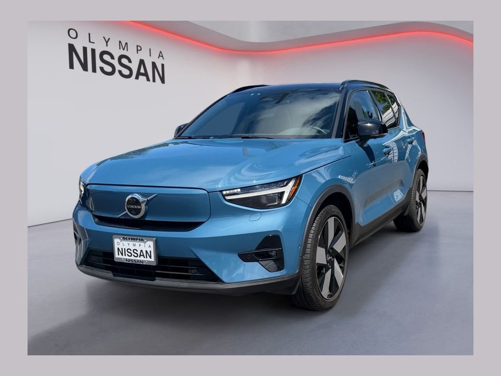 Used 2023 Blue Volvo Ultimate image 1