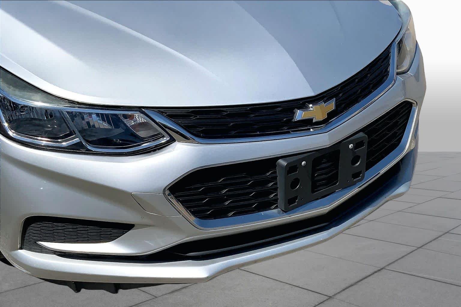 Used 2018 Silver Ice Metallic Chevrolet LS image 28