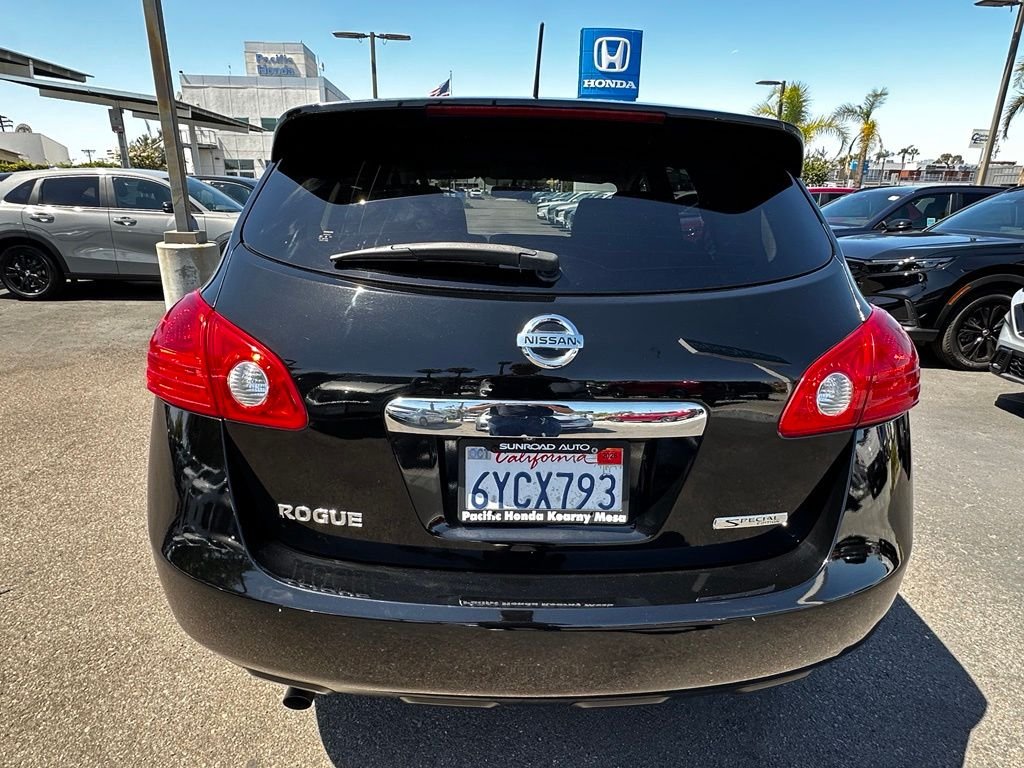 Used 2012 Black Nissan S image 7