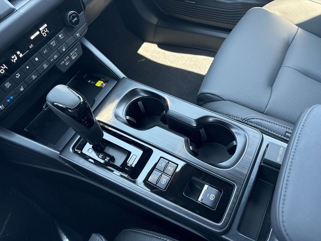 New 2026 ICE SILVER METALLIC Subaru Touring XT image 17