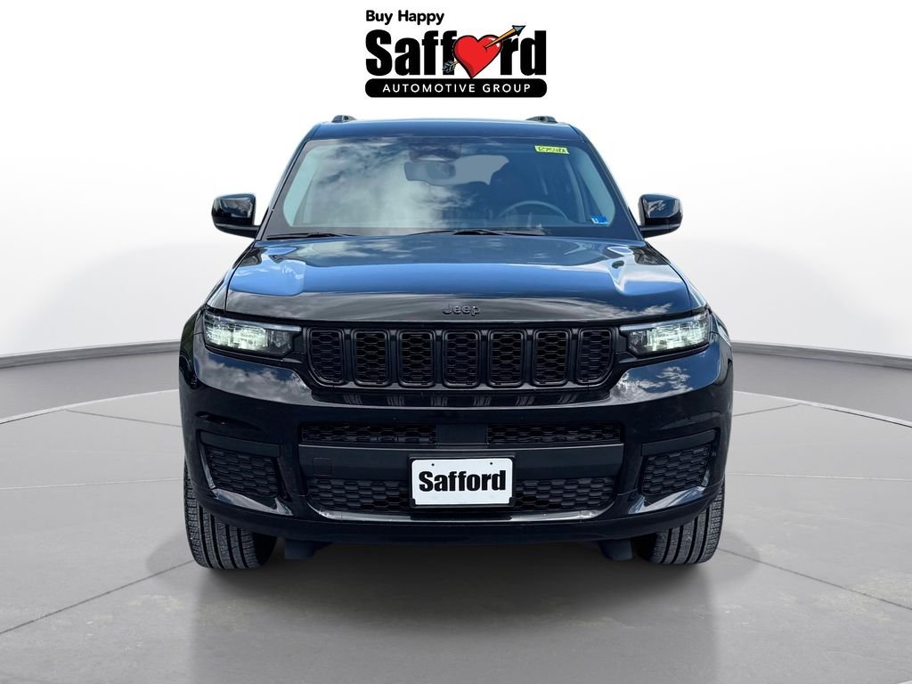 Used 2021 Black Jeep Laredo image 7