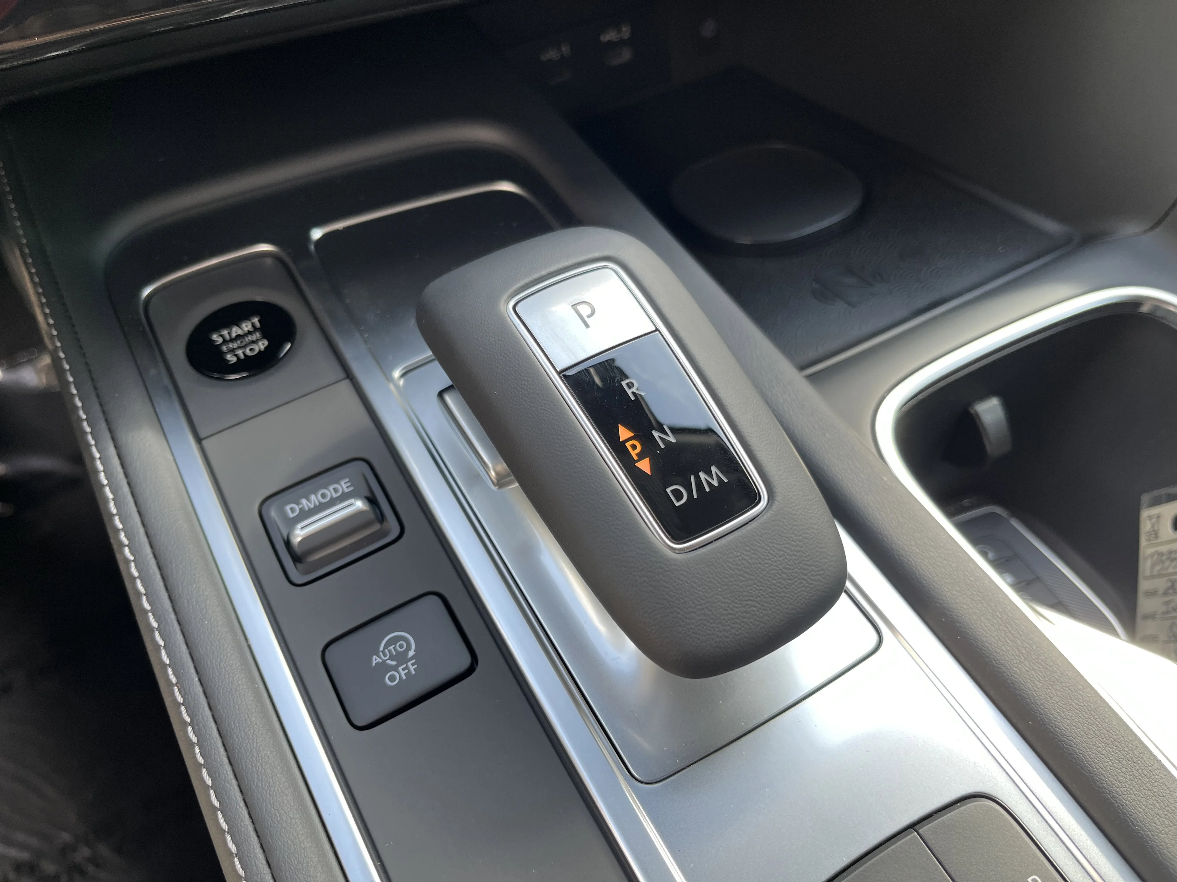 New 2027 Harbor Gray INFINITI LUXE image 24