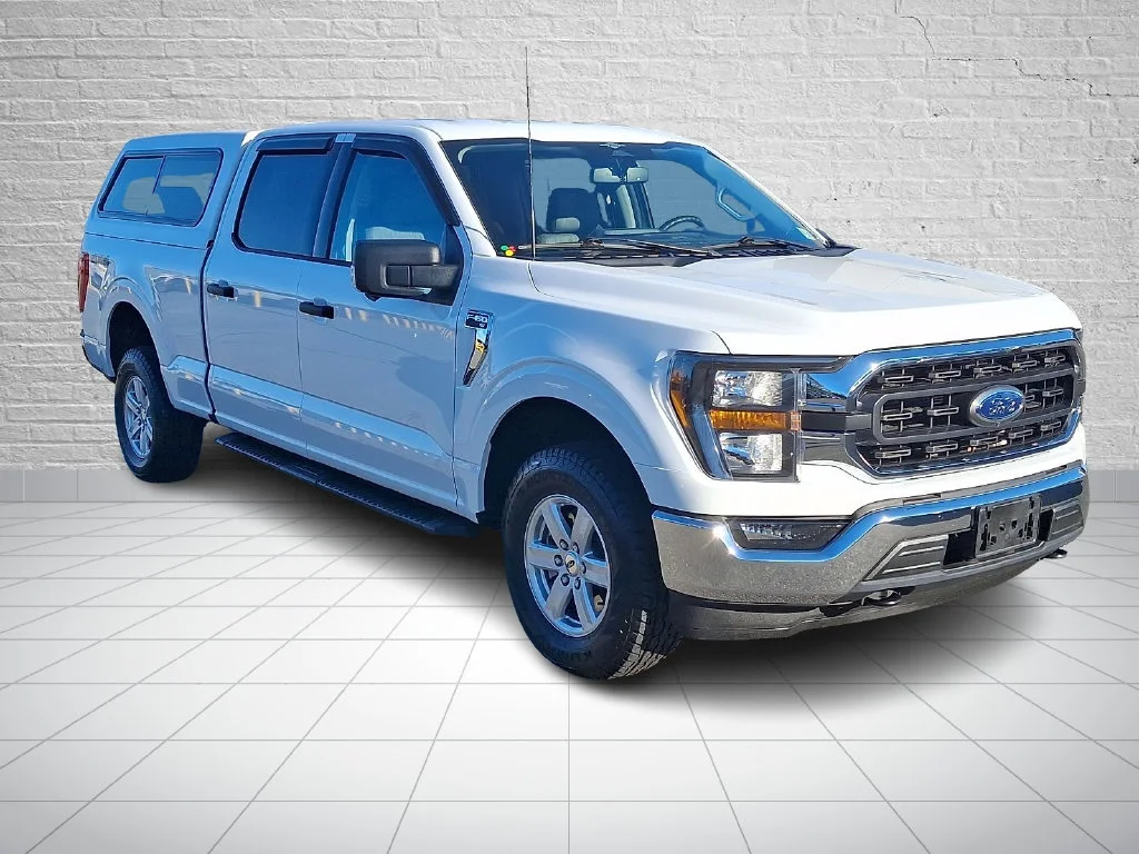 Used 2023 White Ford XLT image 4