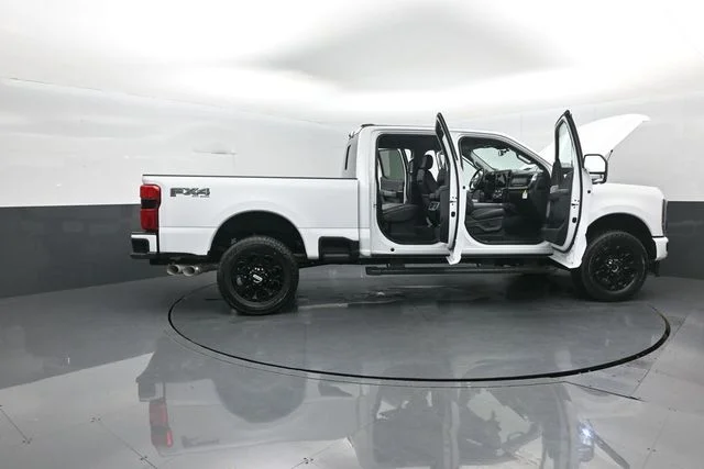 New 2026 Oxford White Ford F-350® Lariat® image 34
