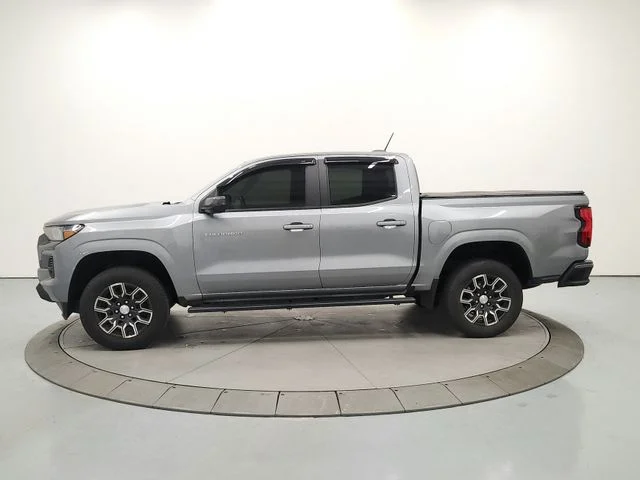 Used 2023 Gray Chevrolet LT image 4