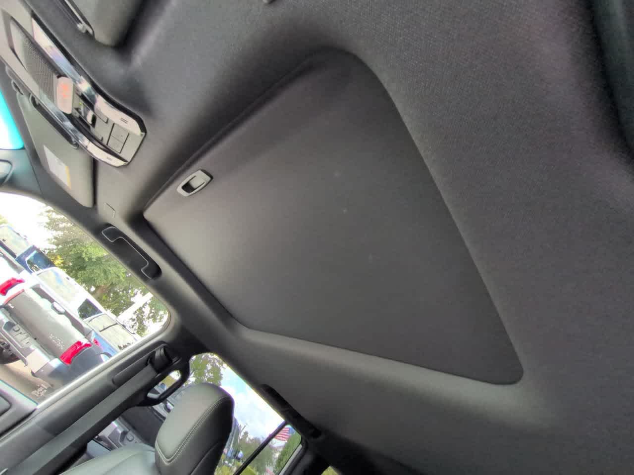 Certified Used 2025 Wind Chill Pearl Toyota  image 19