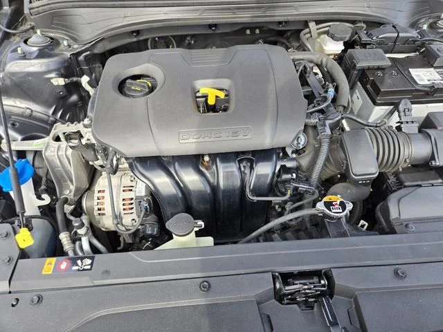 Used 2023 Gray Kia LXS image 20