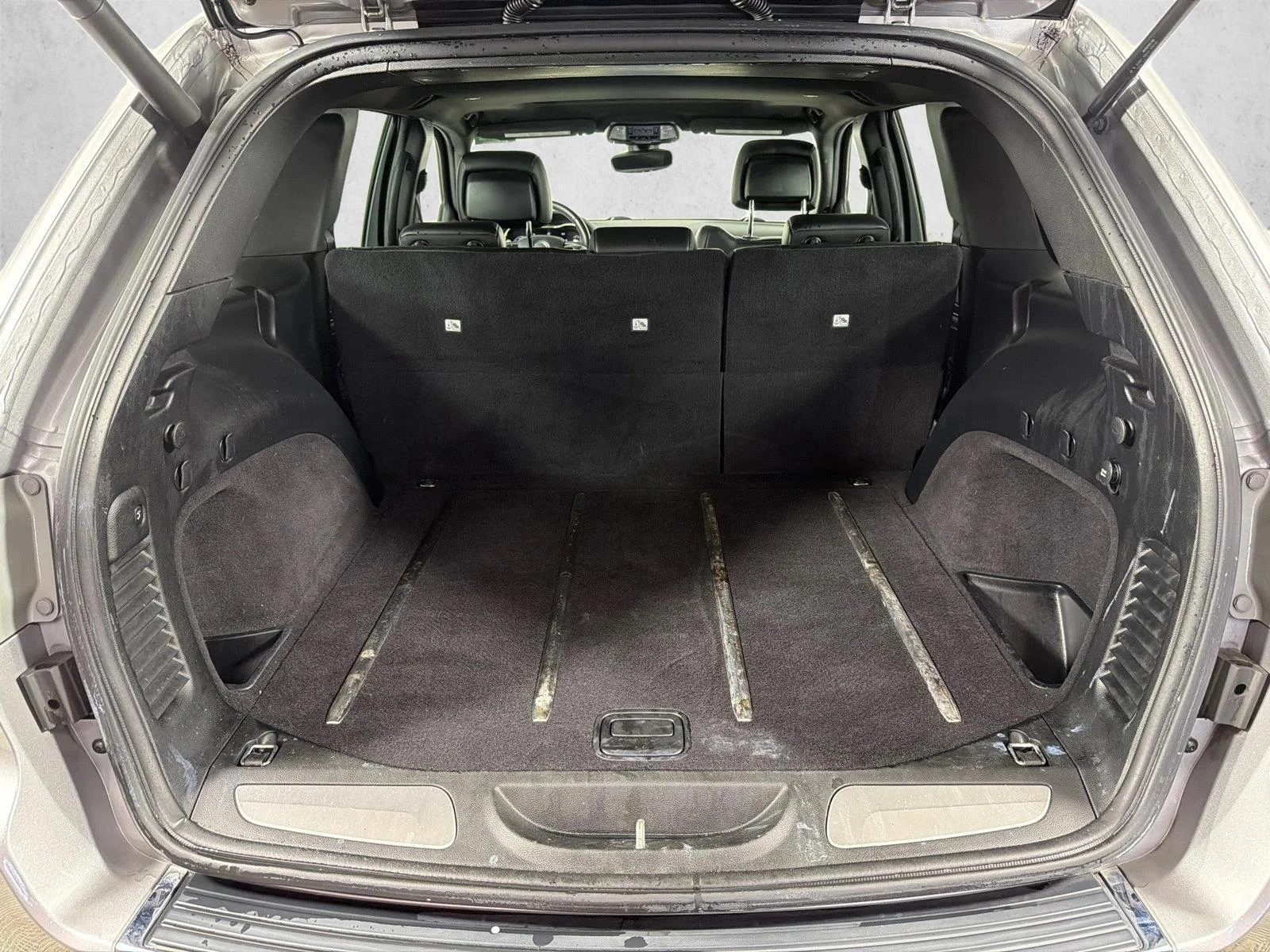 Used 2017 White Jeep Limited image 20