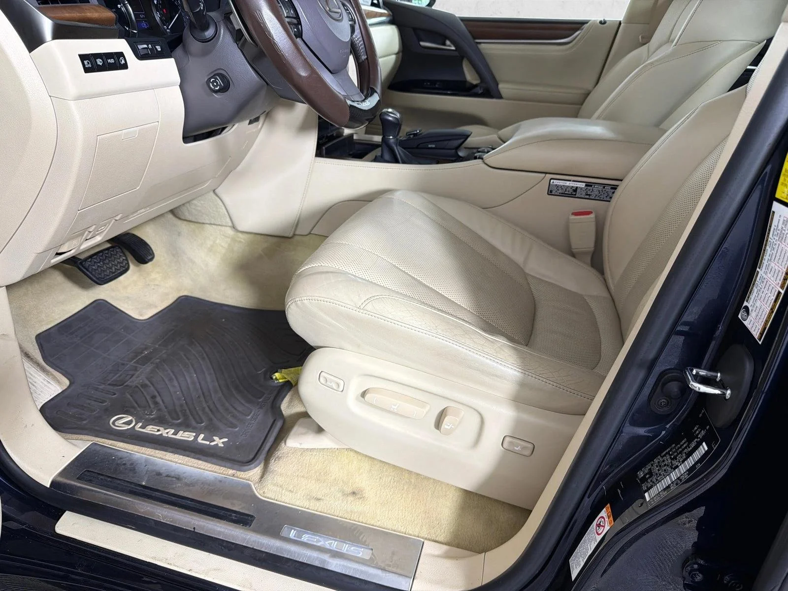 Used 2019 Blue Lexus LX 570 image 21