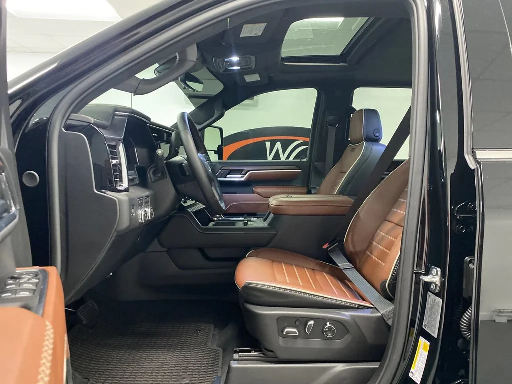 New 2026 Onyx Black GMC Denali Ultimate image 13