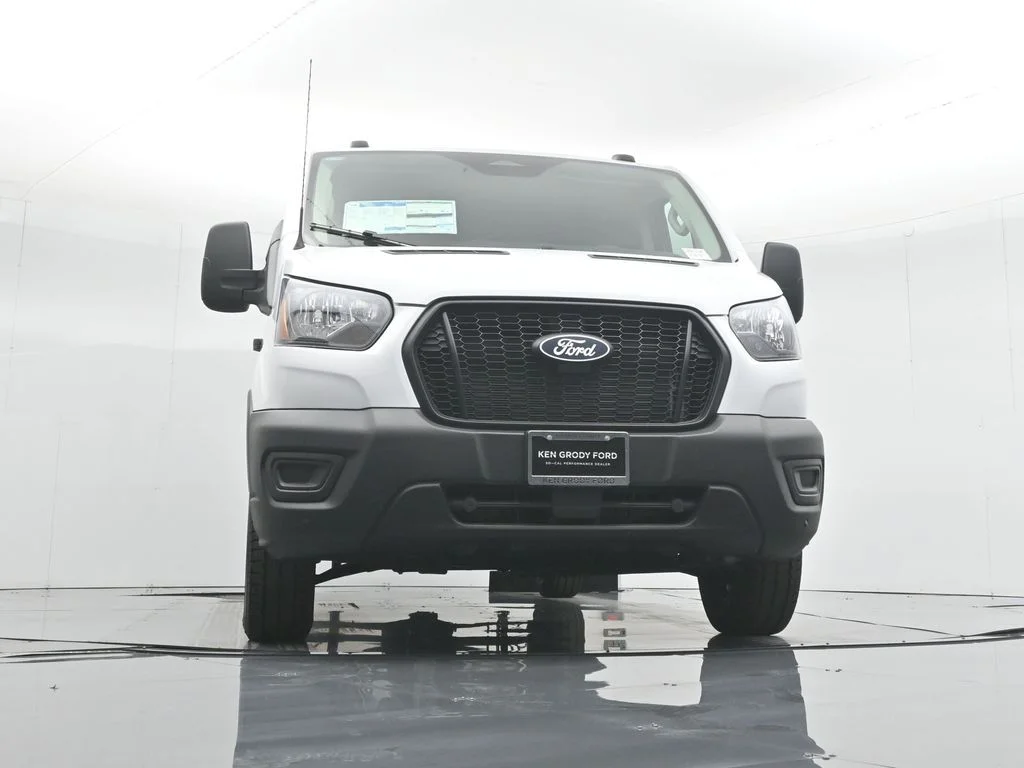 New 2026 White Ford Base image 46
