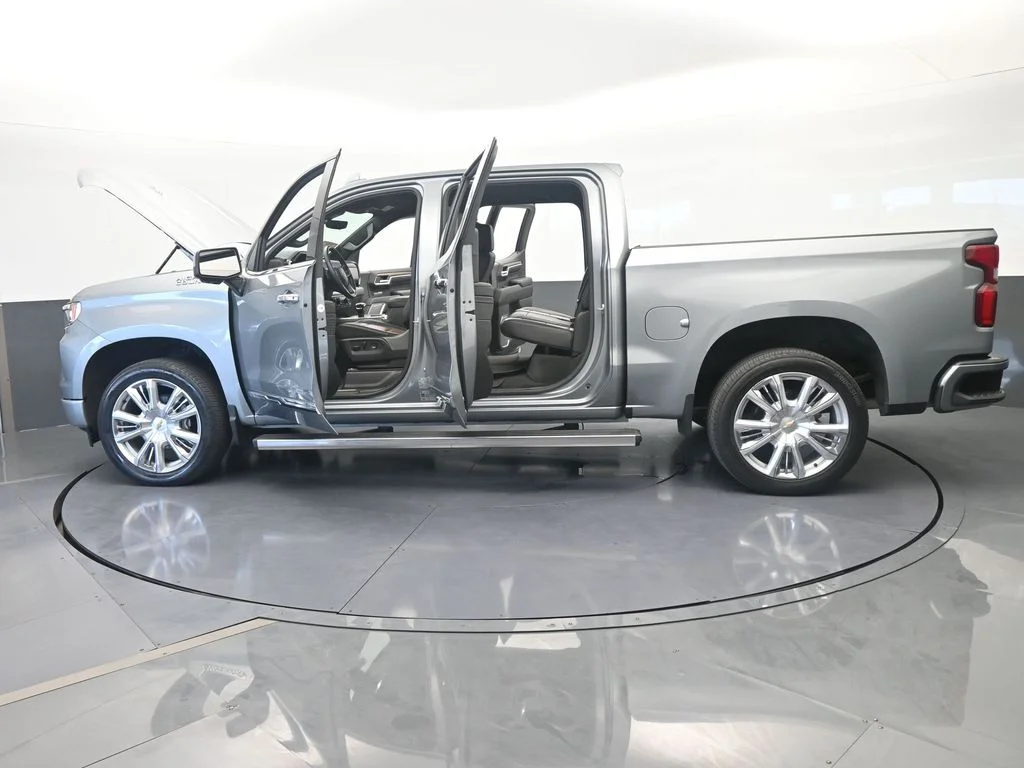 Used 2024 Sterling Gray Metallic Chevrolet High Country image 87