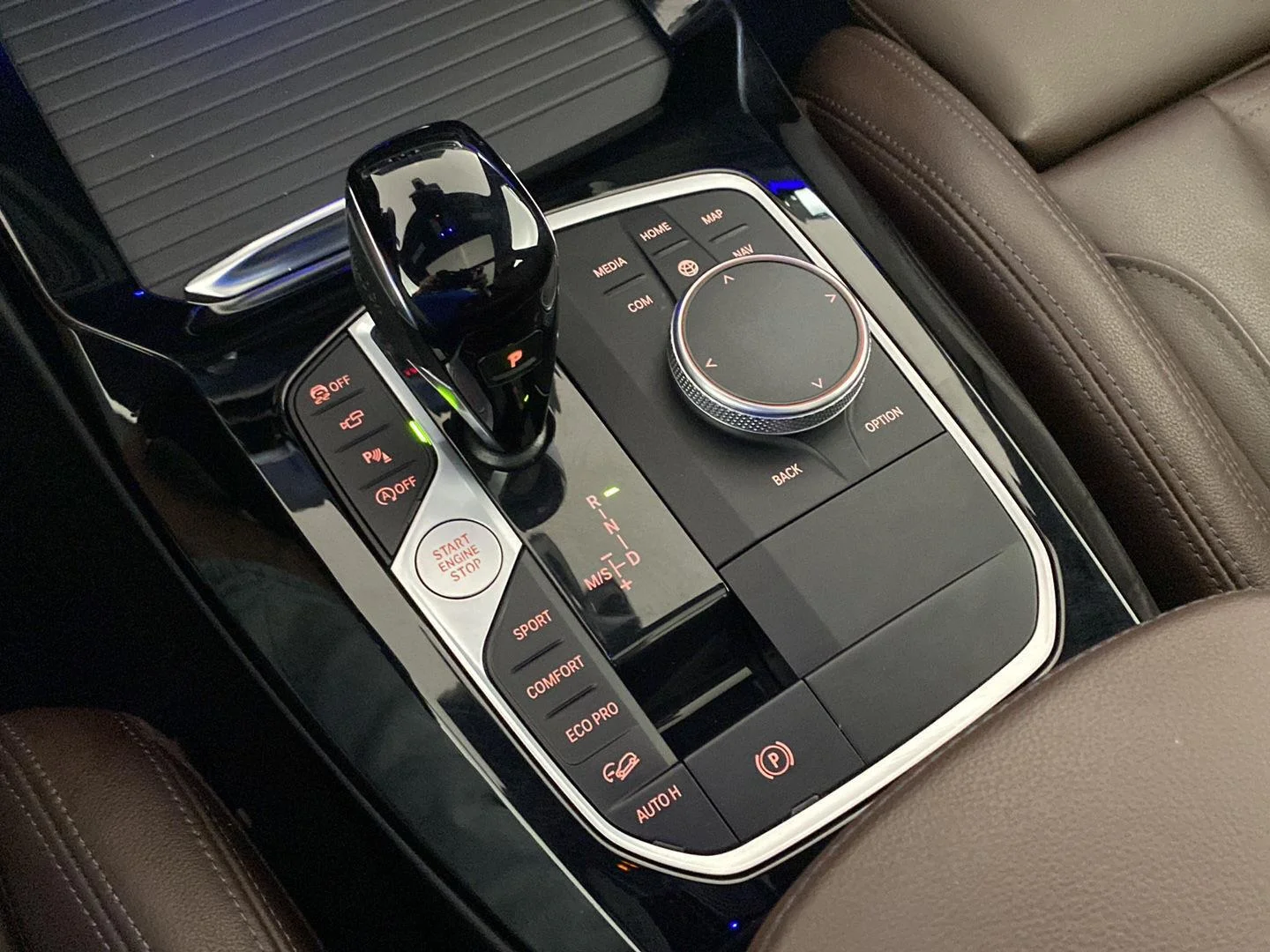 Used 2024 Phytonic Blue Metallic BMW xDrive30i image 20