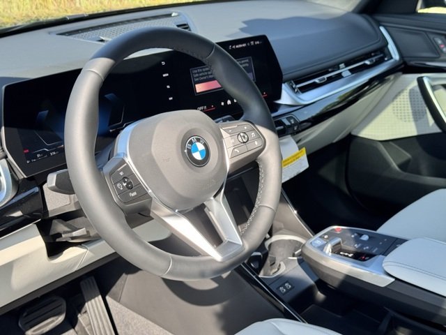 Used 2026 Black Sapphire Metallic BMW xDrive28i image 12