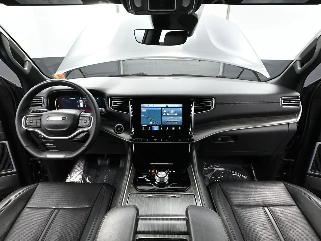 2024 Jeep Wagoneer Series II - Photo 26
