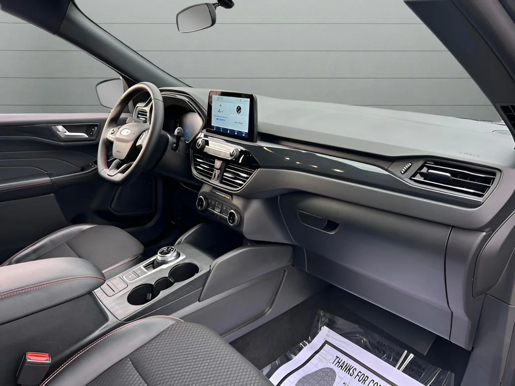 Used 2025 Gray Ford ST-Line image 24