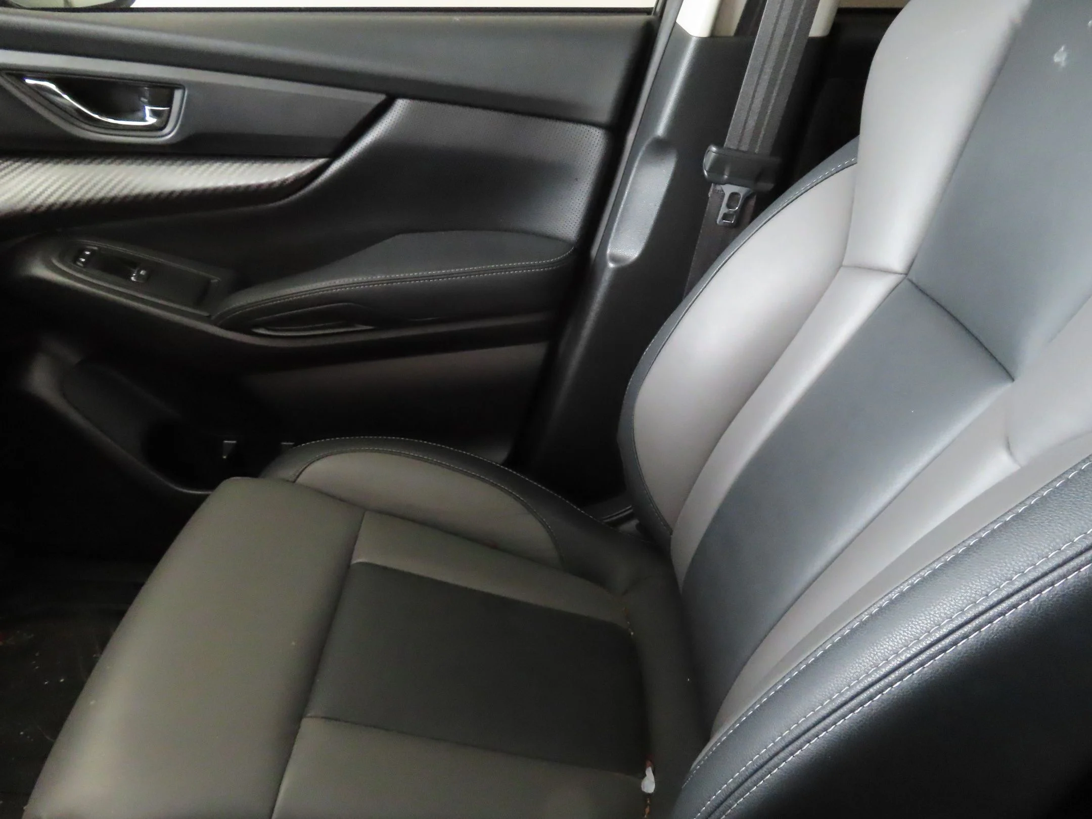 Used 2022 Black Subaru Onyx Edition image 19