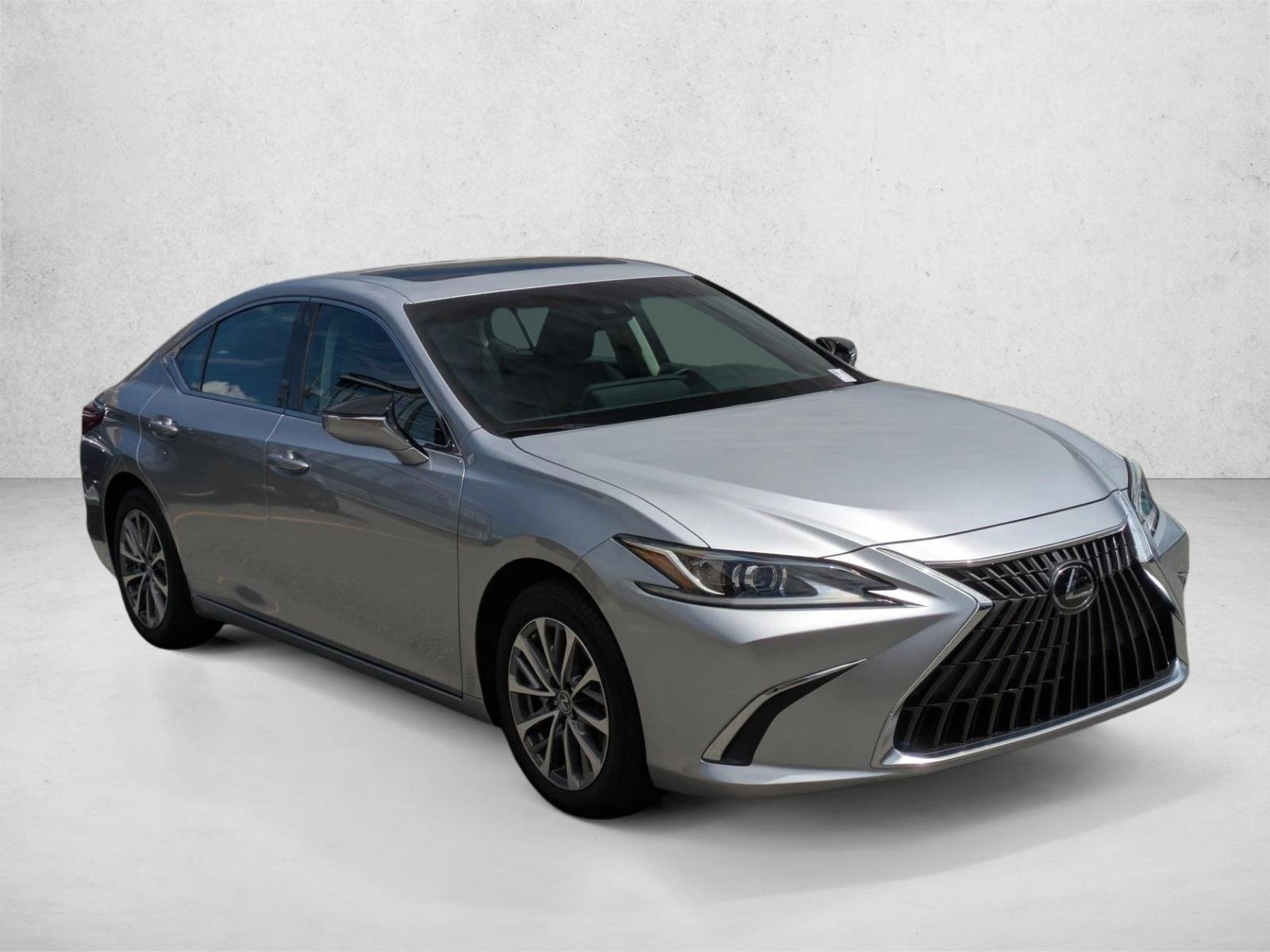 Used 2024 Iridium Lexus ES 350 image 3