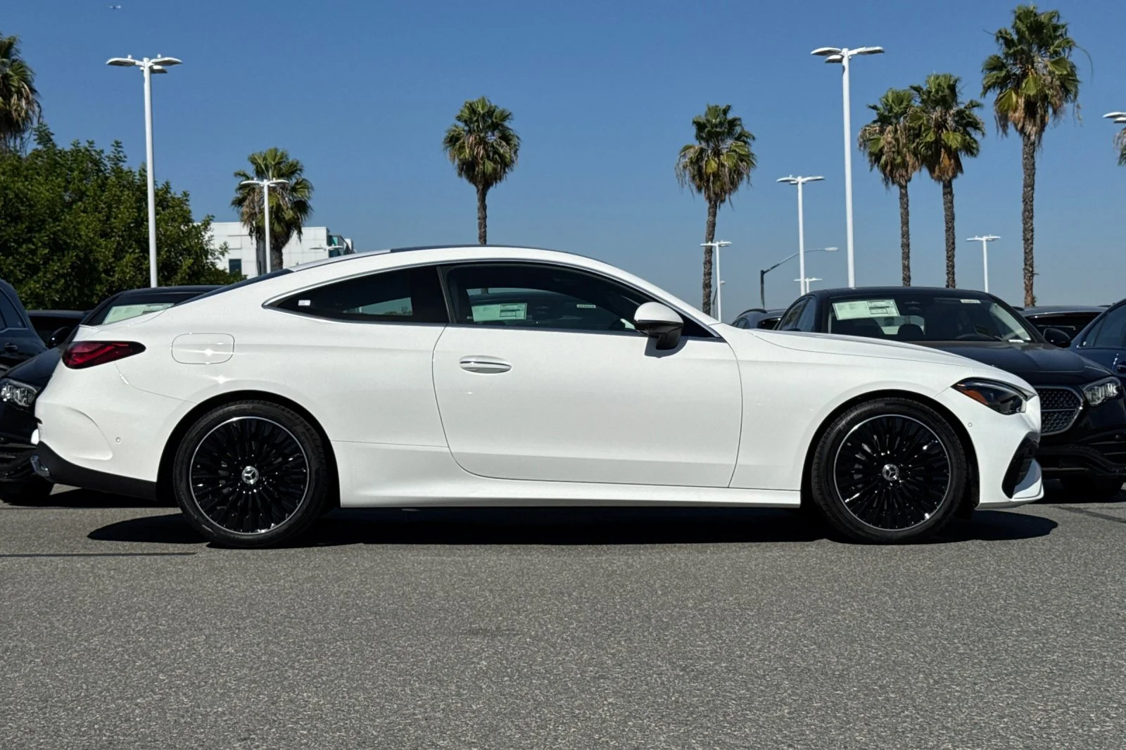 New 2027 Polar White Mercedes-Benz CLE 300 image 3