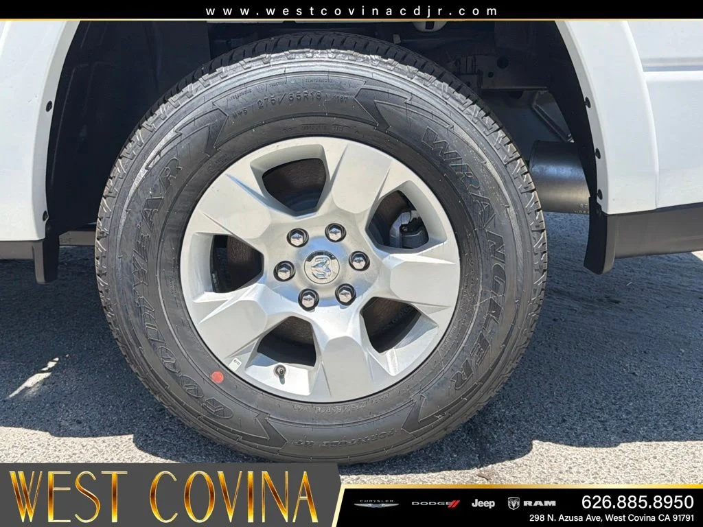 New 2026 Bright White Clear-Coat Exterior Paint RAM Big Horn/Lone Star image 16