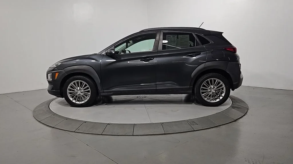 Used 2019 Gray Hyundai SEL image 2