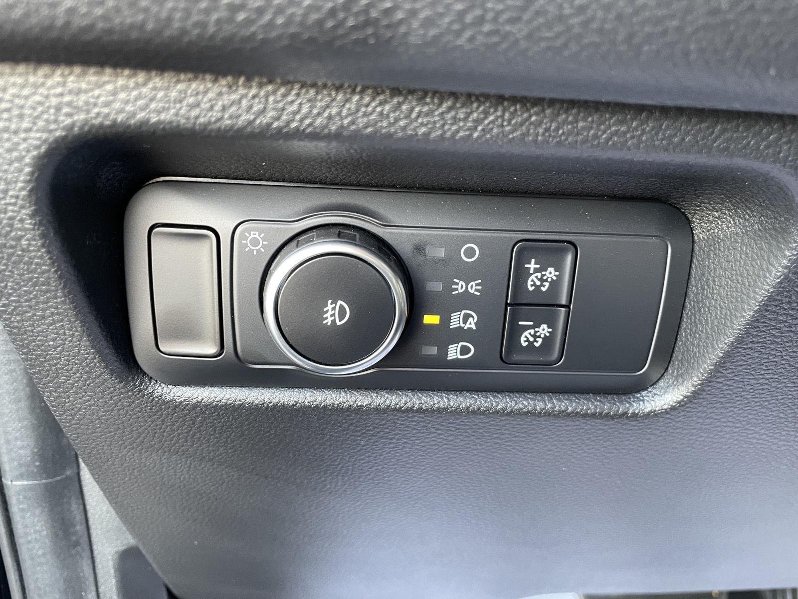 Used 2025 Shadow Black Ford XLT image 14