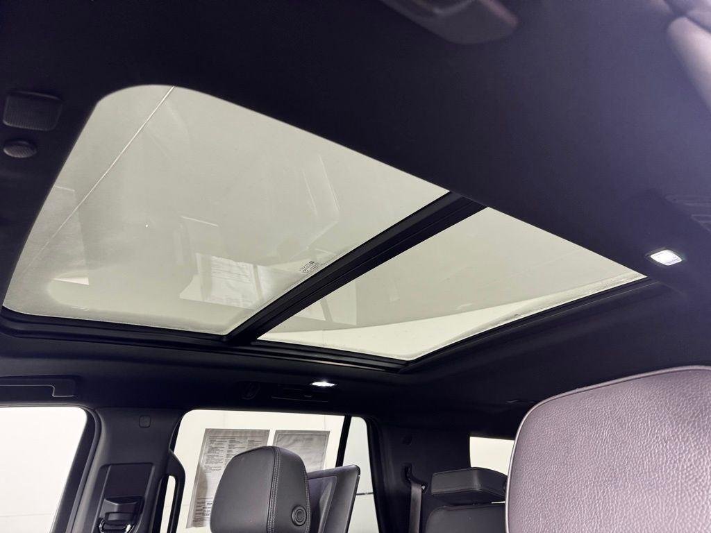 Used 2021 Onyx Black GMC Denali image 9