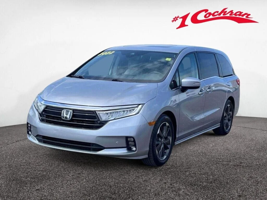 Used 2022 Lunar Silver Metallic Honda Elite image 11
