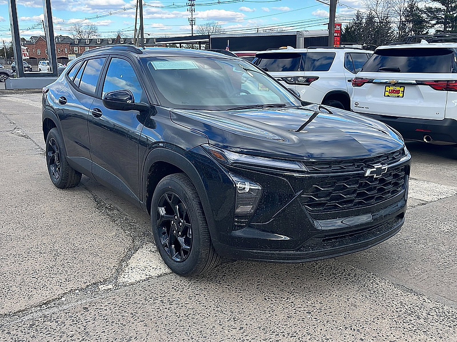 New 2026 Mosaic Black Metallic Chevrolet LT image 4