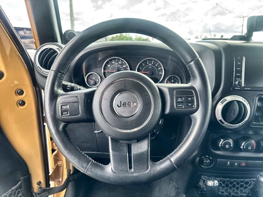 2014 Jeep Wrangler Unlimited Rubicon - Photo 14