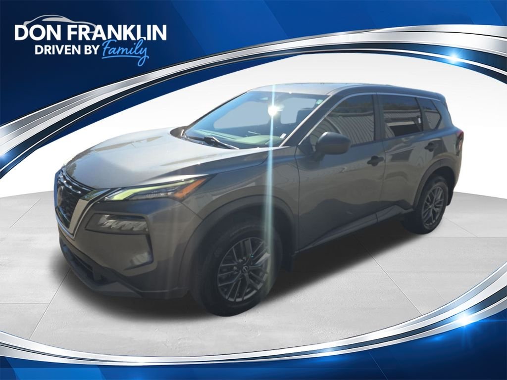 Used 2023 Gray Nissan S image 1
