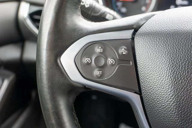 Used 2023 Gray Chevrolet LT image 22