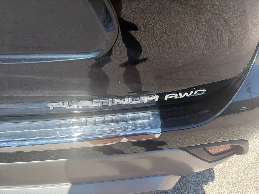 Used 2025 Black Toyota Platinum image 34