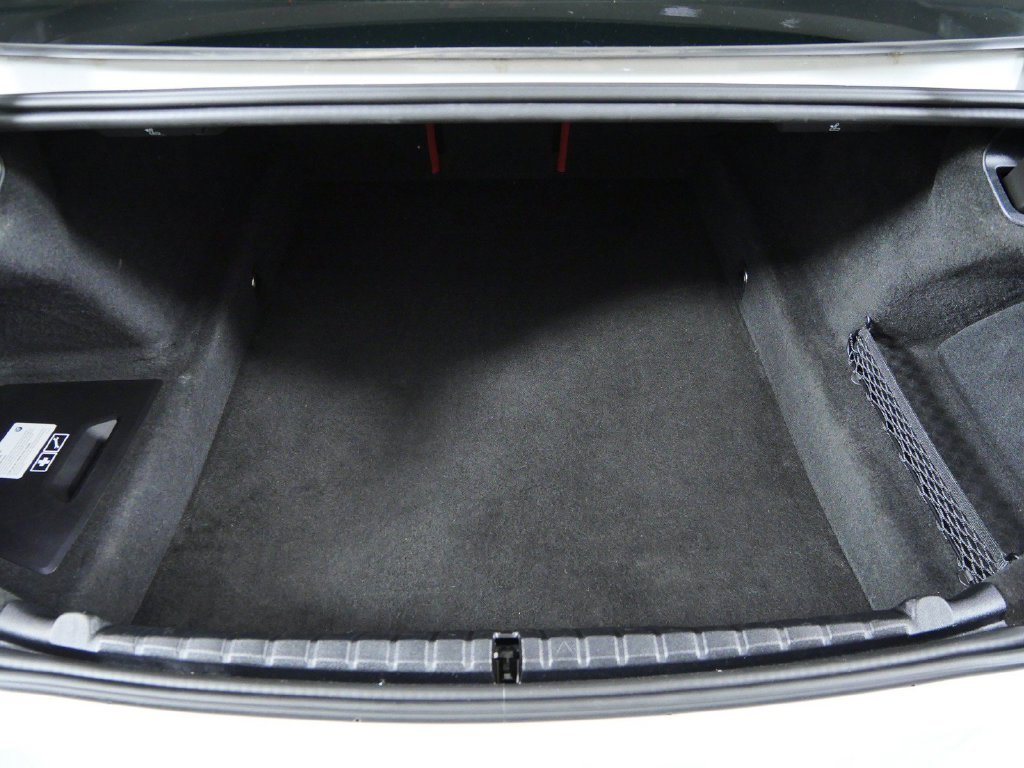 Used 2021 Alpine White BMW Base image 27
