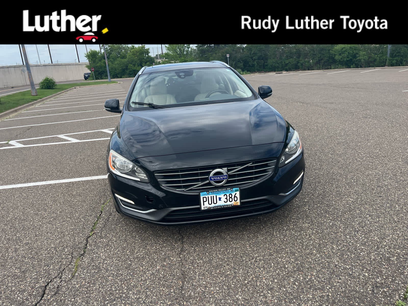Used 2015 Black Stone Volvo T5 Premier Plus image 1