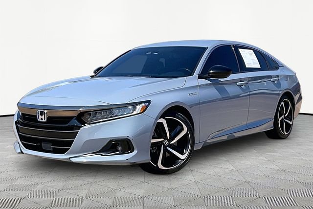Used 2022  Honda Sport image 1